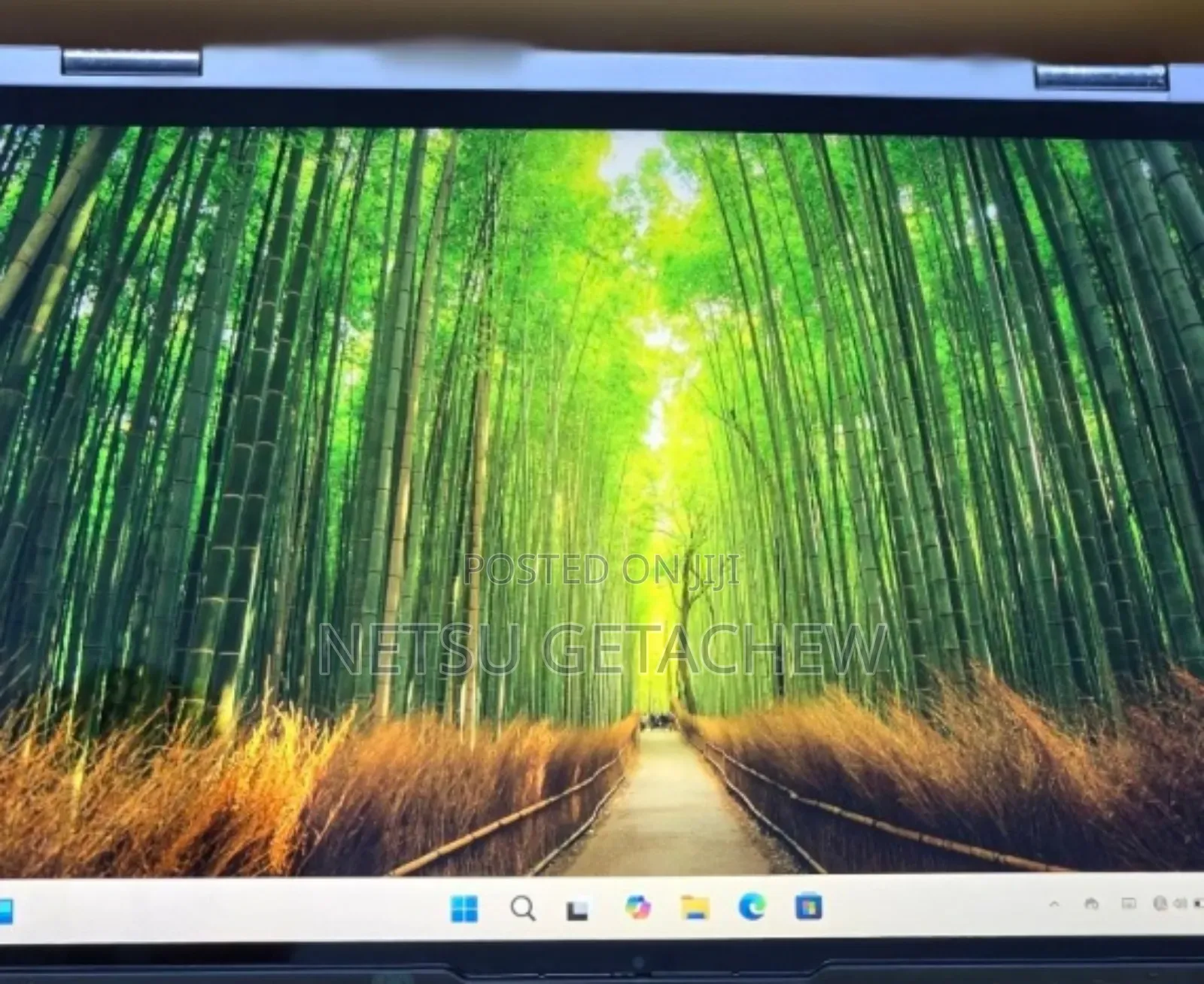 New Laptop Lenovo Yoga 700 32GB AMD Ryzen 5 SSD 512GB