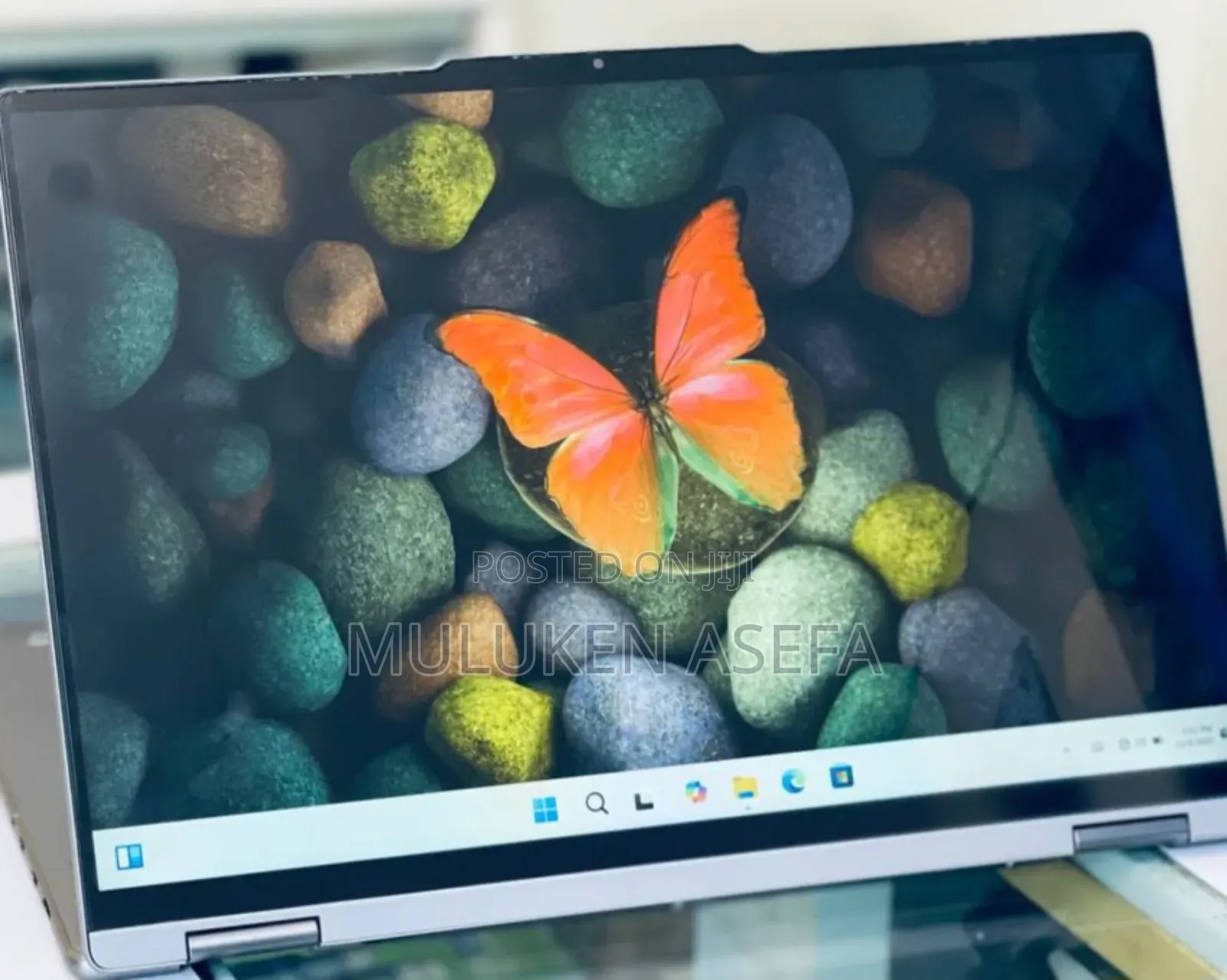 New Laptop Lenovo Yoga 7i 16GB Intel Core I7 SSD 512GB