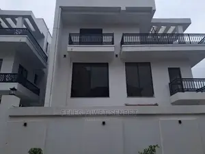 6bdrm Villa in አአ, Bole for Sale