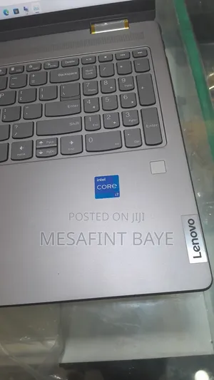 New Laptop Lenovo Yoga 7 15ITL5 16GB Intel Core I7 SSD 512GB