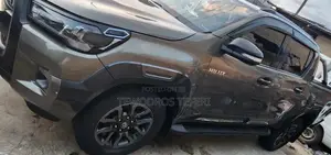 Toyota Hilux 2021 Silver