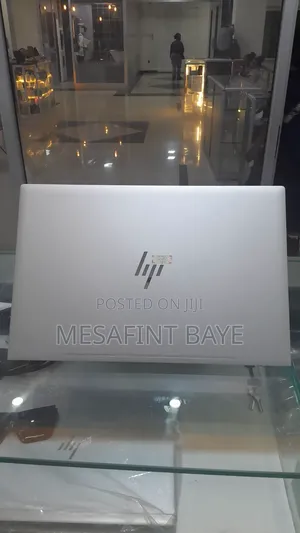 New Laptop HP Envy 17 16GB Intel Core I7 SSD 512GB