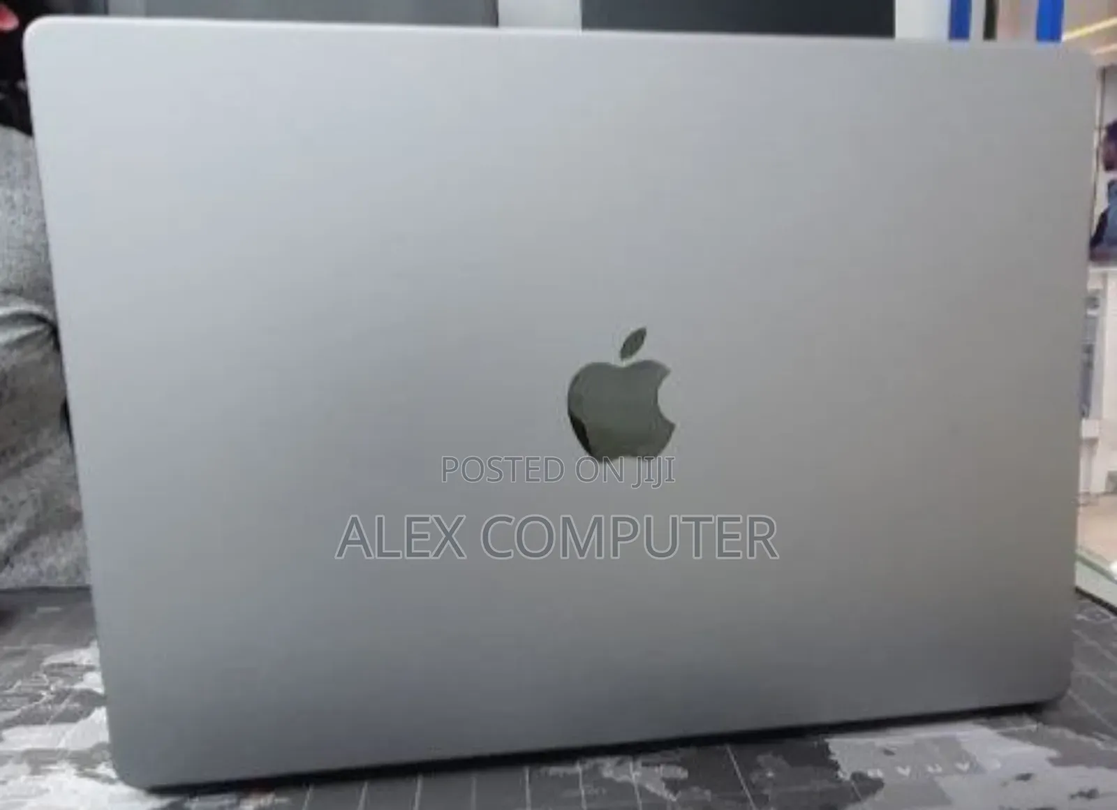 New Laptop Apple MacBook Pro M1 64GB Apple M1 Pro SSD 512GB