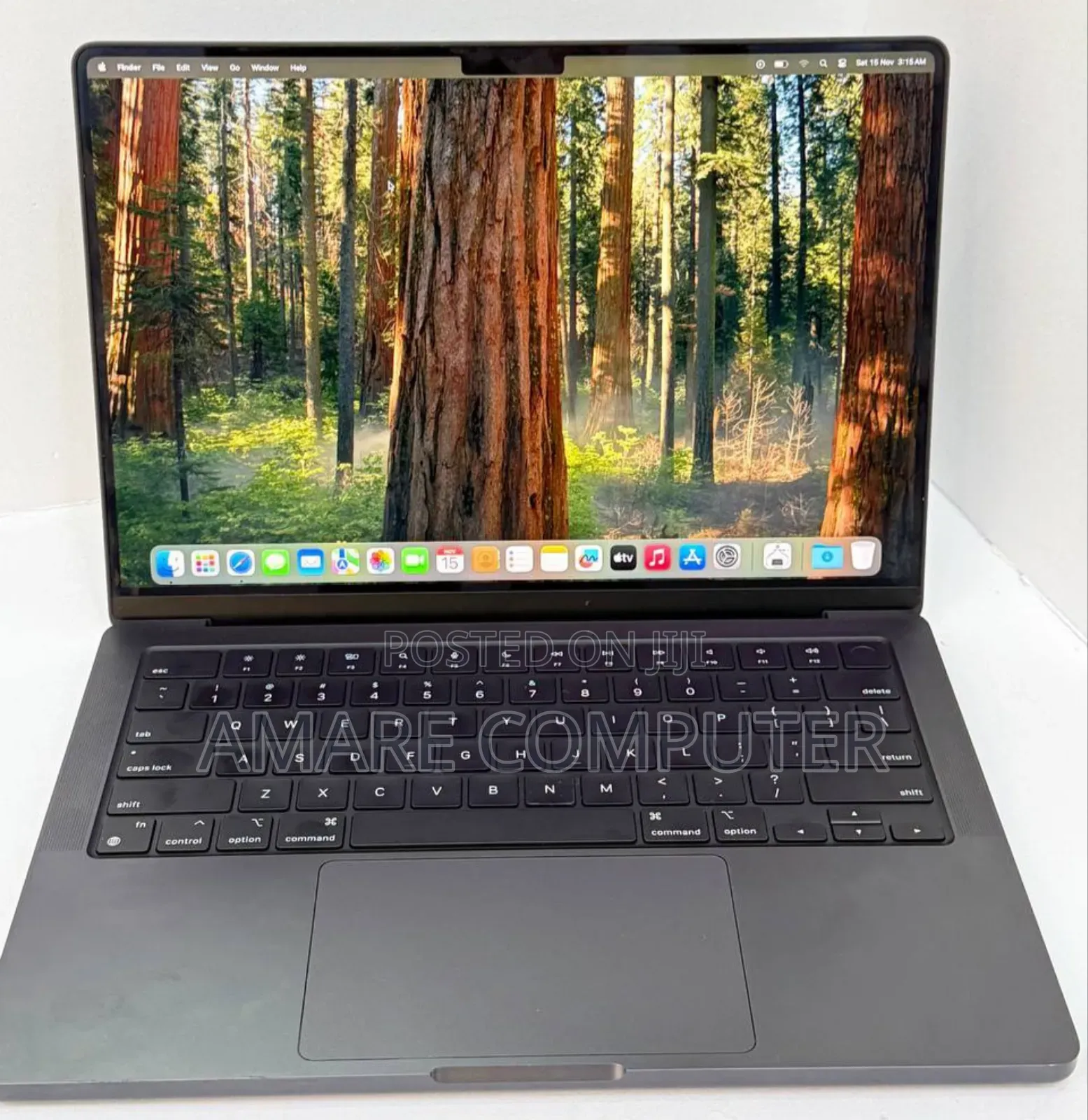 New Apple MacBook Pro 2023 M3 14-Inch 18GB Apple M3 Pro SSD 512GB