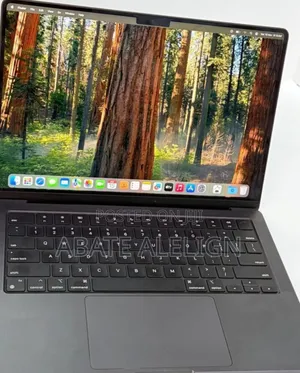 New Apple MacBook Pro 2023 M3 14-Inch 16GB Intel Core I5 SSD 512GB