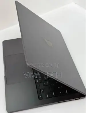 New Apple MacBook Pro 2023 M3 14-Inch 16GB Intel Core I5 SSD 512GB