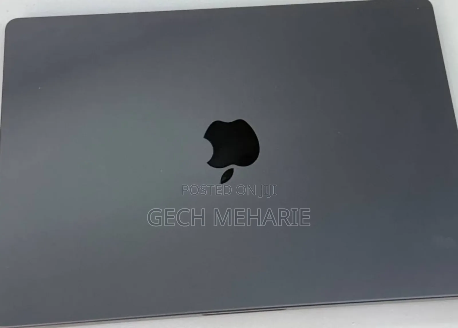 New Apple MacBook Pro 2023 M3 14-Inch 18GB Apple M3 Pro SSD 512GB