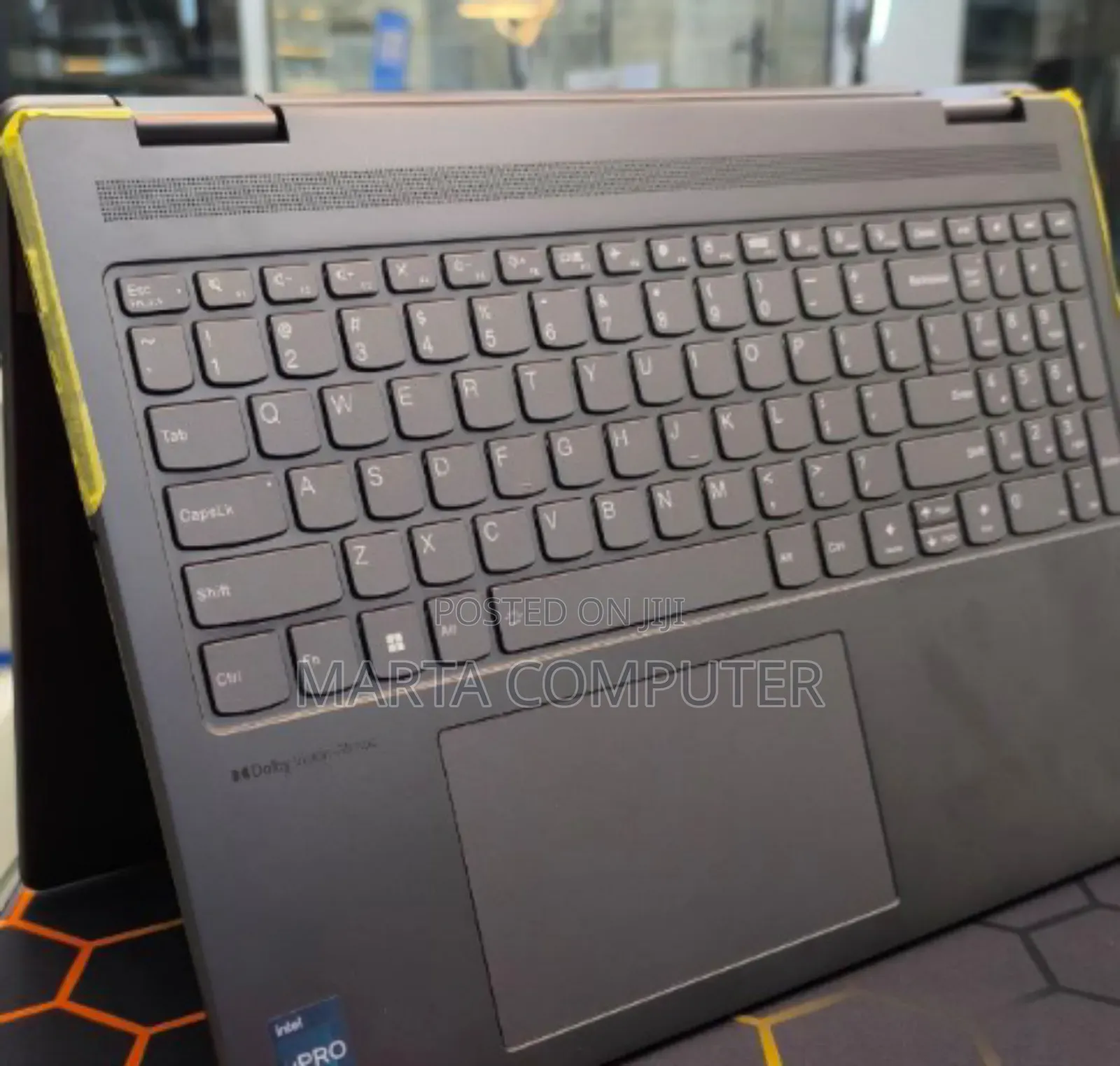 New Laptop Lenovo Yoga 7i 16GB Intel Core I7 SSD 1T