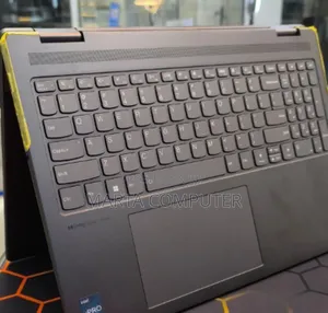 Photo - New Laptop Lenovo Yoga 7i 16GB Intel Core I7 SSD 1T