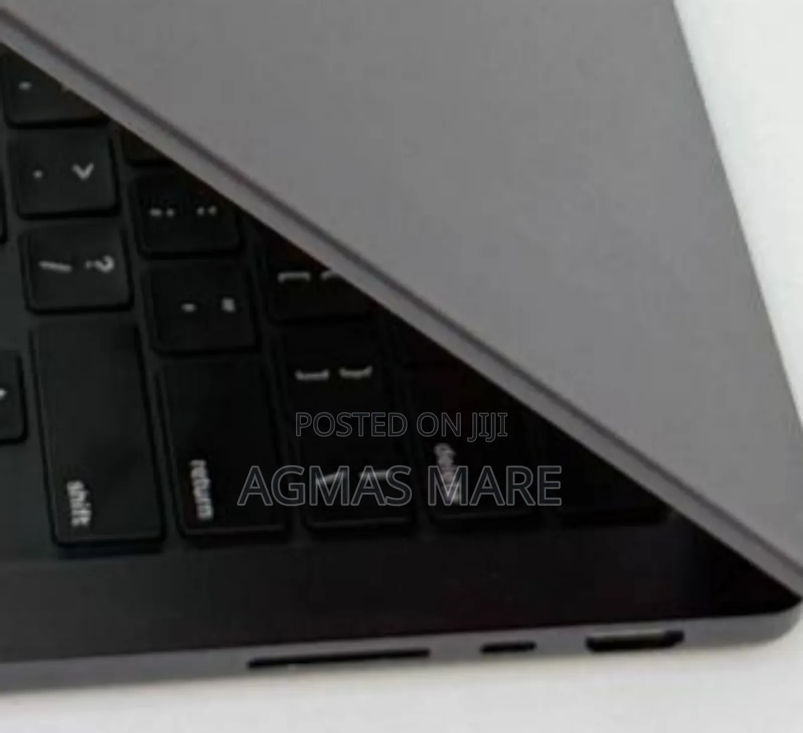 New Laptop Apple MacBook Pro 2024 M3 14-Inch 16GB Apple M3 SSD 512GB