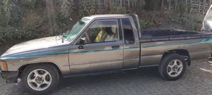 Toyota Hilux 1989 Gray