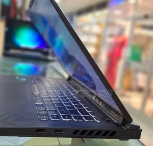 New Laptop Asus ROG Strix G15 16GB Intel Core I7 SSD 1T