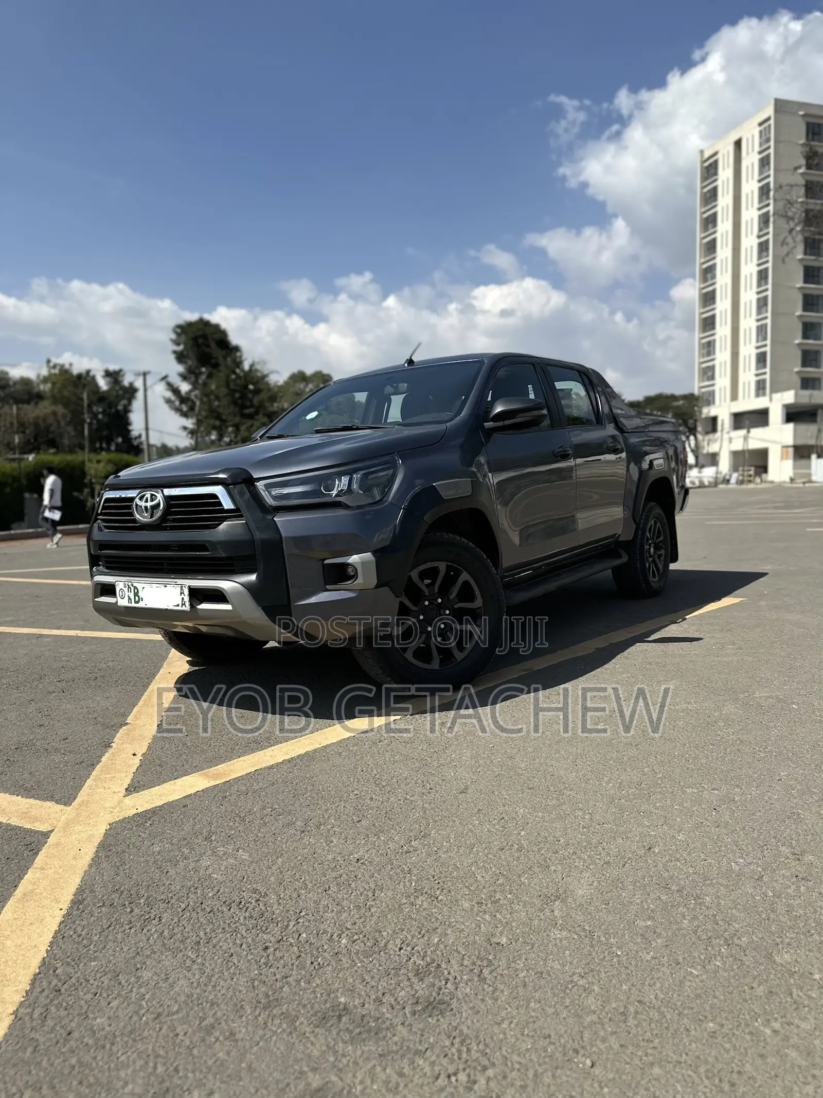 Toyota Hilux 2023 Gray