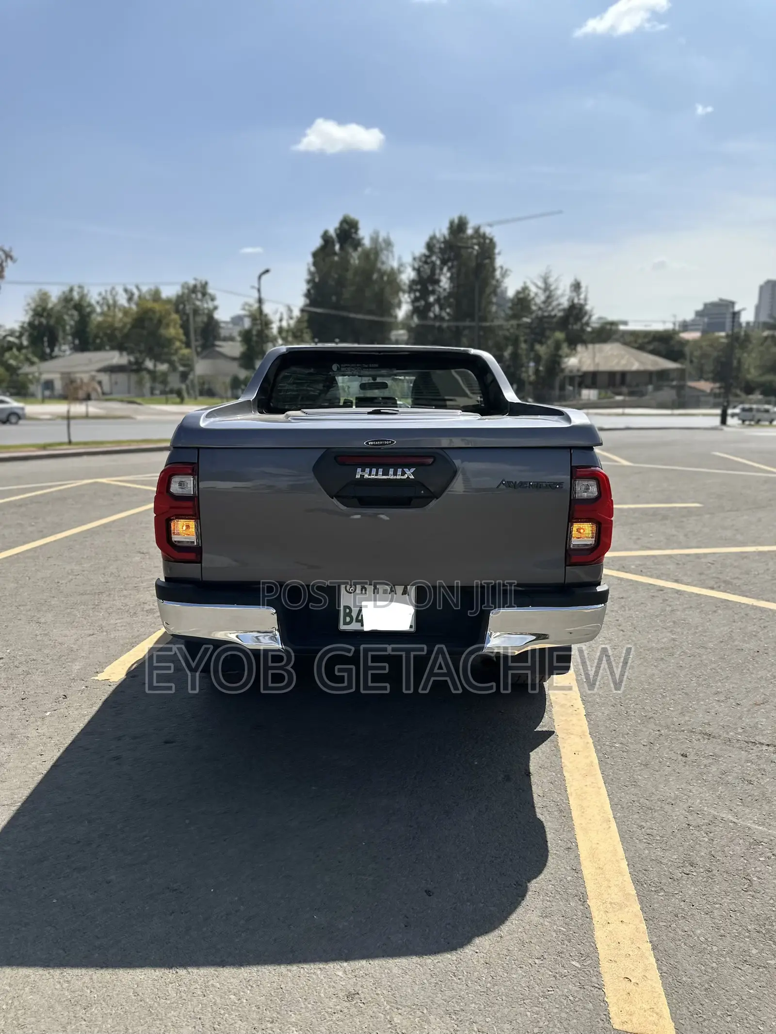 Toyota Hilux 2023 Gray