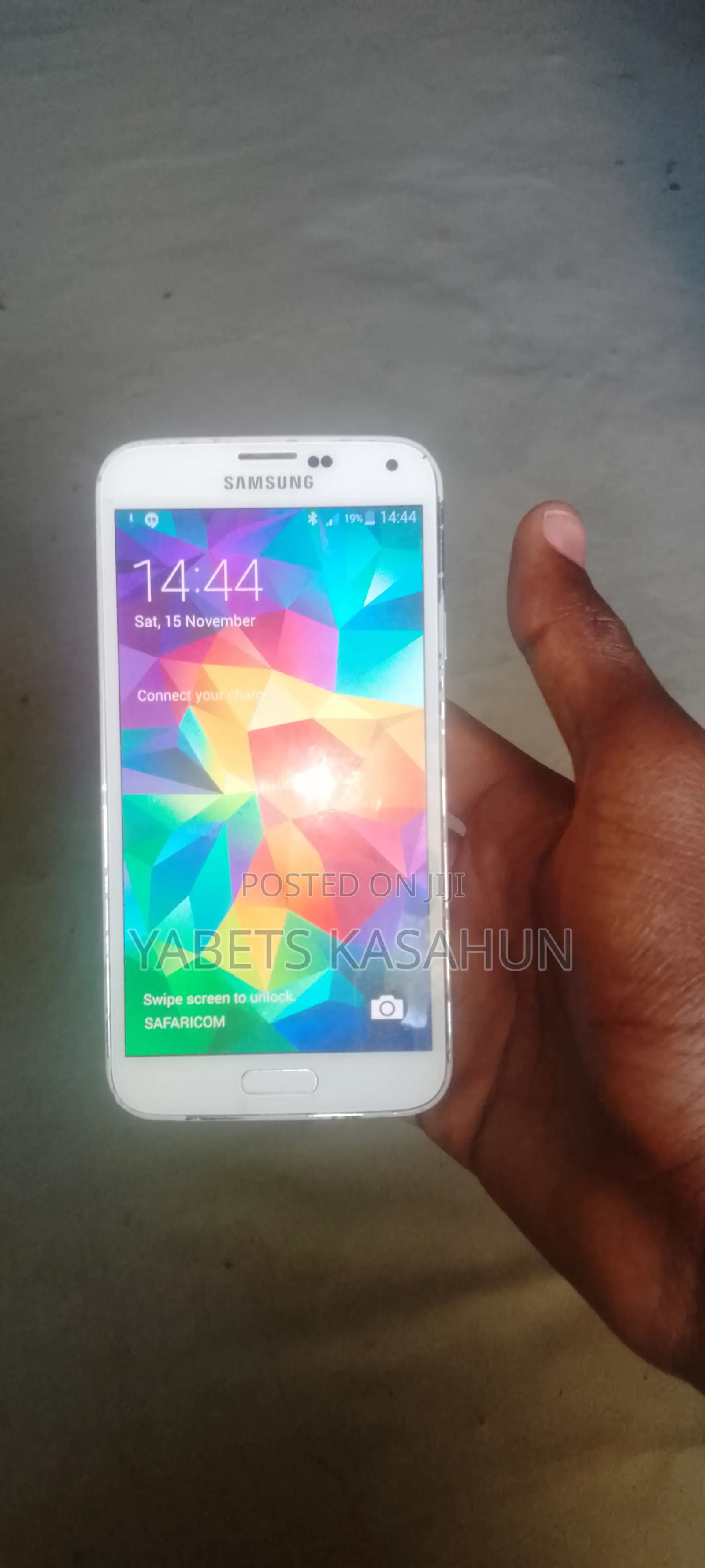 Samsung Galaxy S5 16 GB White