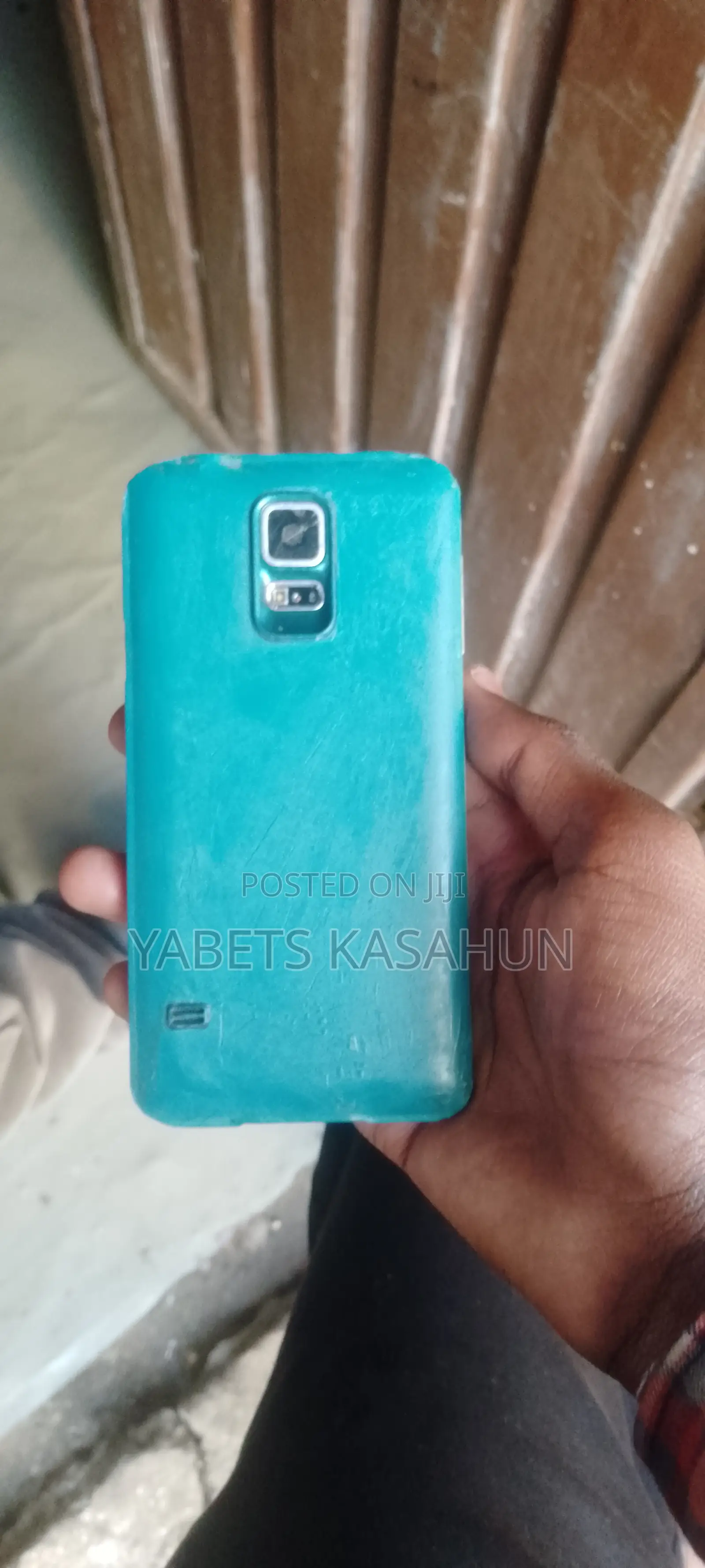 Samsung Galaxy S5 16 GB White