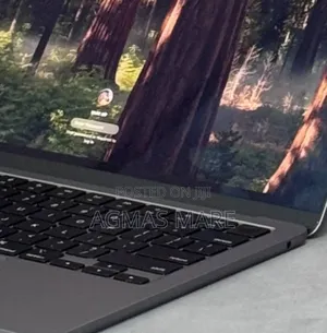 Photo - New Laptop Apple MacBook Air 2022 M2 8GB Apple M2 SSD 512GB