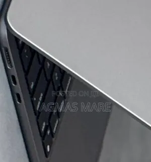 New Laptop Apple MacBook Air 2022 M2 8GB Apple M2 SSD 512GB