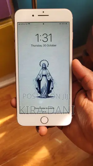 Photo - Apple iPhone 7 Plus 32 GB Pink