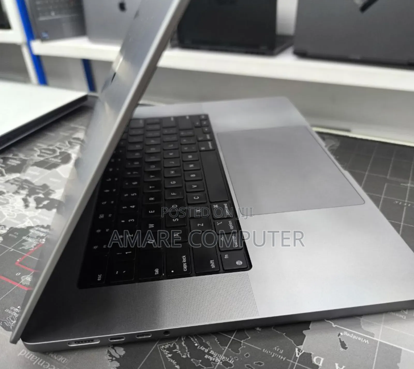 New Laptop Apple MacBook Pro M1 64GB Apple M1 Max SSD 1T