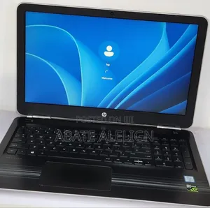 New Laptop HP Pavilion 15 8GB Intel Core I5 SSD 256GB