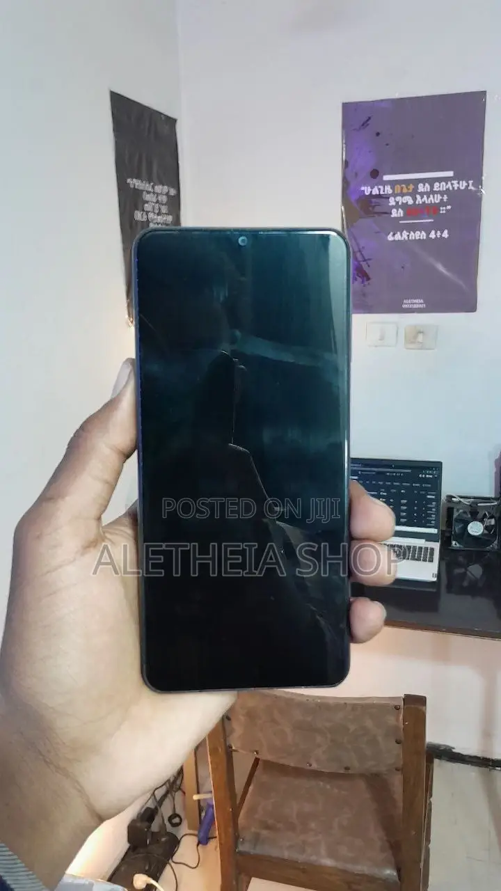 New Samsung Galaxy A12 64 GB Black