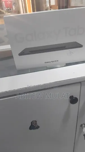 New Samsung Galaxy Tab S9 FE 128 GB Gray