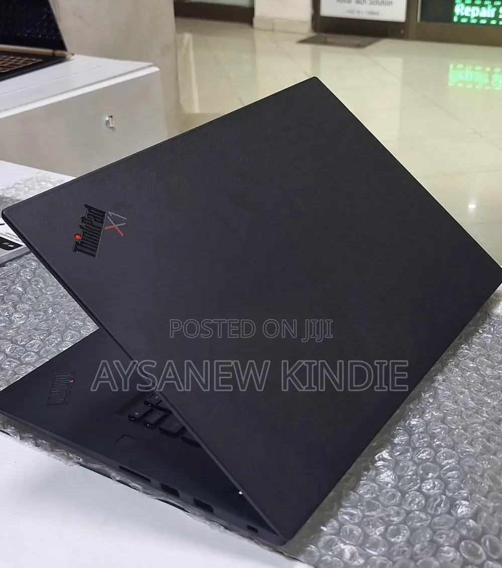 New Laptop Lenovo ThinkPad X1 Carbon 16GB Intel Core I7 SSD 512GB
