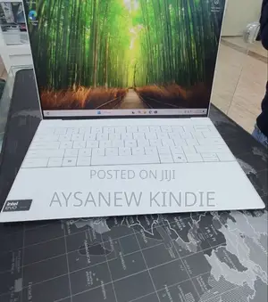 Photo - New Laptop Dell XPS 15 16GB Intel Core Ultra 7 SSD 512GB