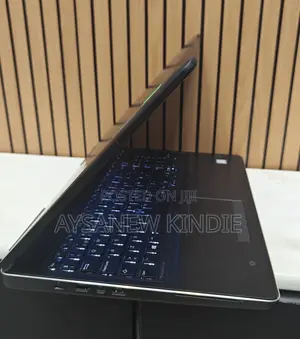 New Laptop Dell Precision 7520 16GB Intel Core I7 SSD 512GB