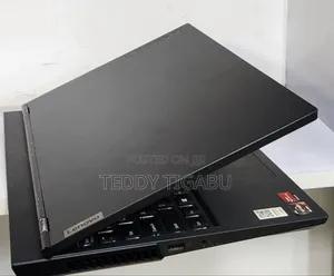 New Laptop Lenovo 16GB AMD Ryzen 7 SSD 1T