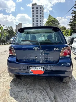 Toyota Vitz 1.3 FWD 3dr 2000 Blue