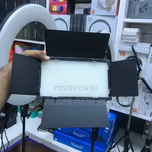 Professional Photo and Video 
Led Light Kit