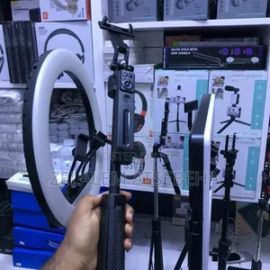 Ai Tracking 1.8m Stable Selfie Stick Quadrupod