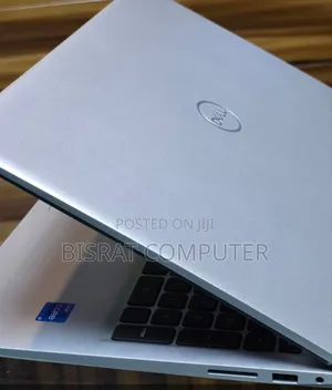 New Laptop Dell Inspiron 15 16GB Intel Core I7 SSD 512GB