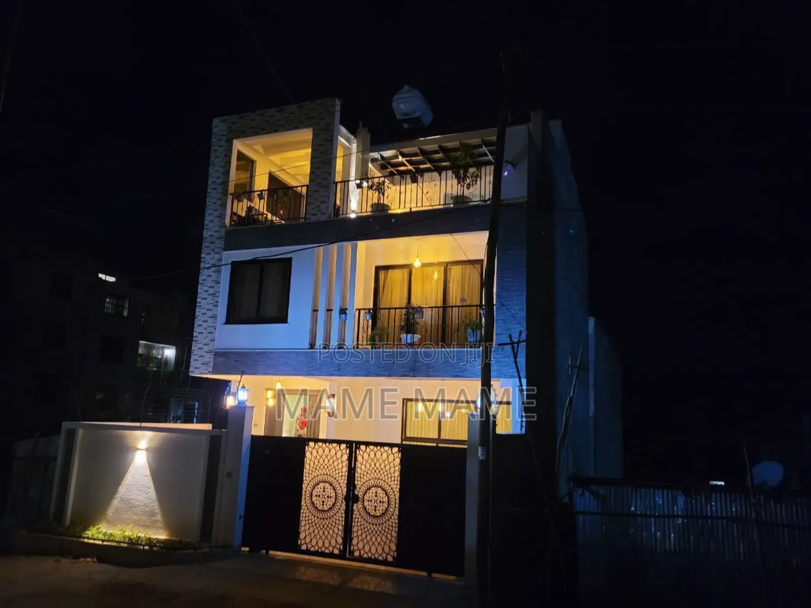 7bdrm House in Addis Abeba, Bole for sale