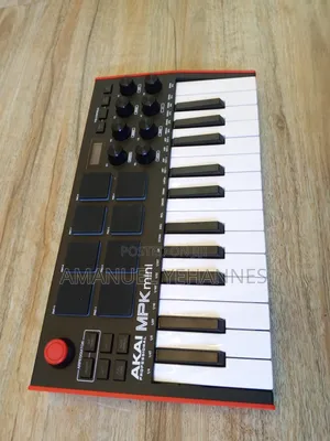 Akai MPK Mini 3 Studio Keyboard (Piano)