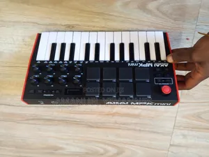 Akai MPK Mini 3 Studio Keyboard (Piano)