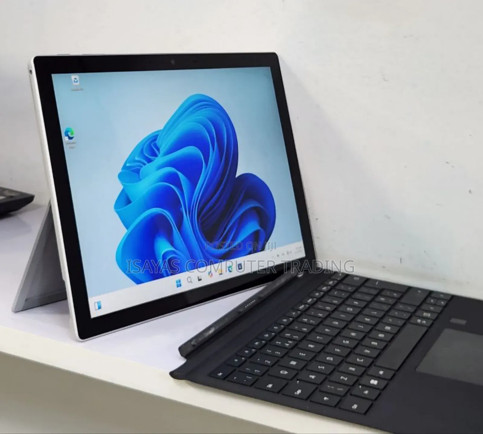 New Laptop Microsoft Surface Pro 7 16GB Intel Core I5 SSD 256GB