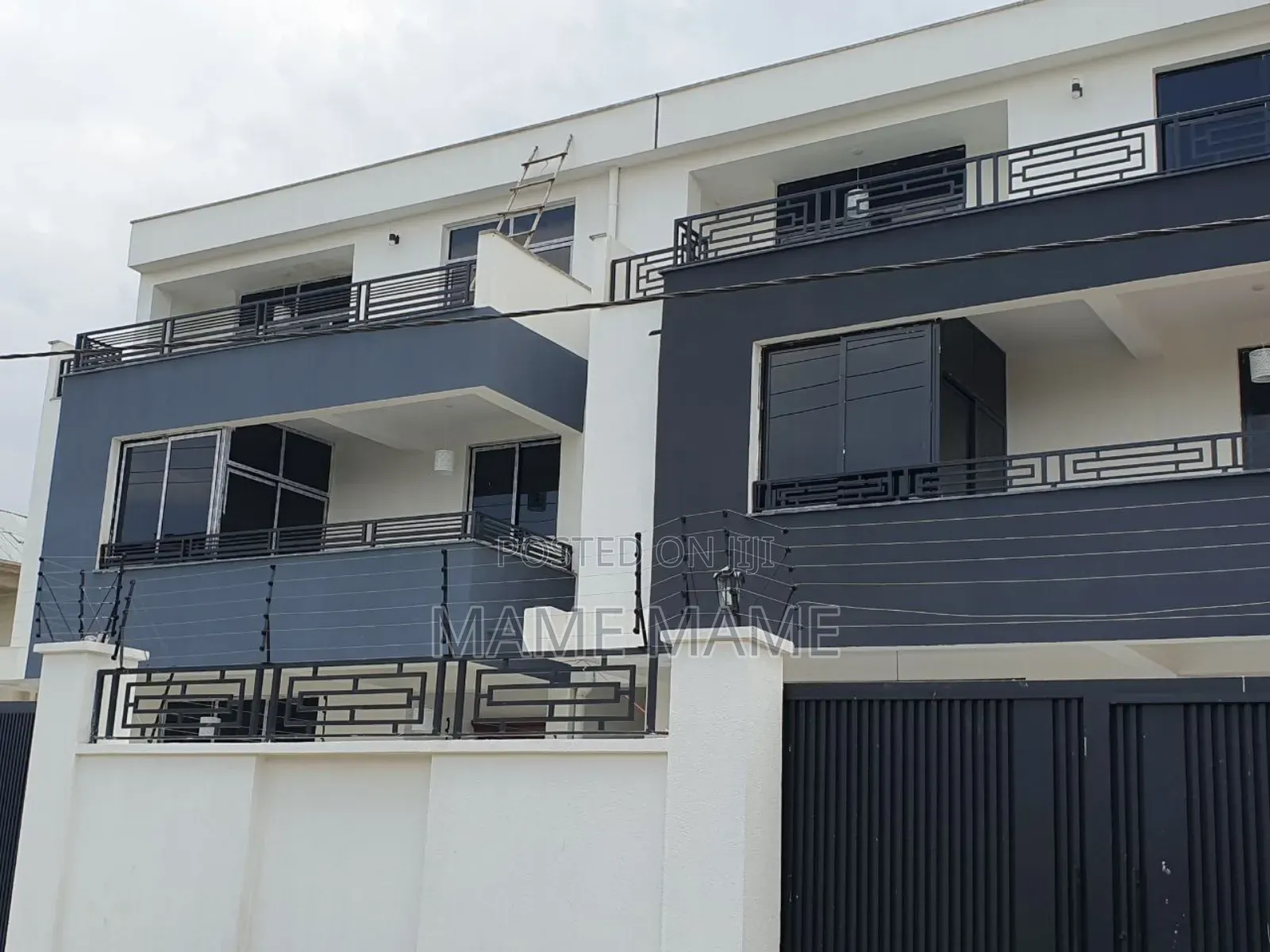 6bdrm House in Addis Abeba, Bole for sale