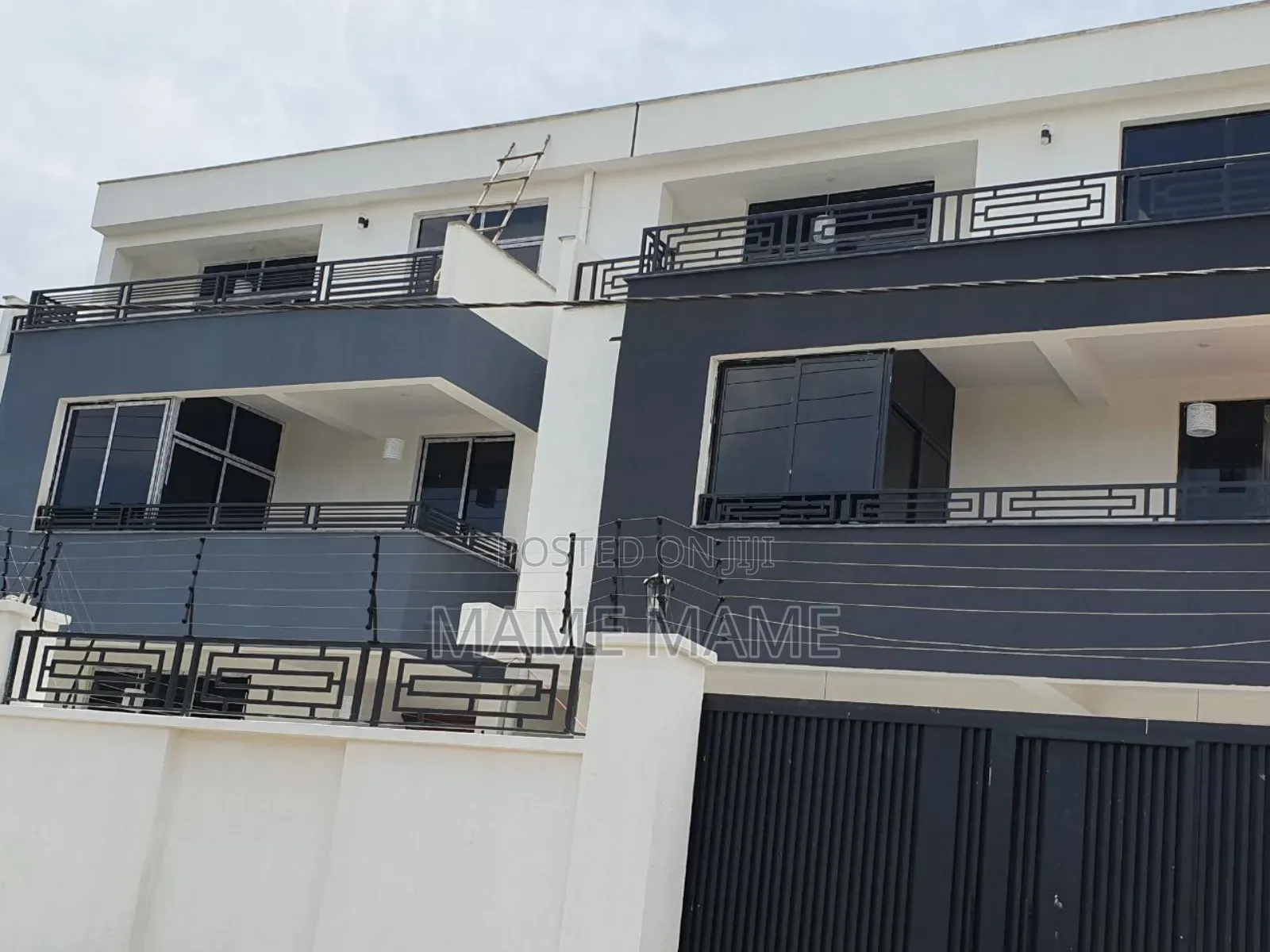 6bdrm House in Addis Abeba, Bole for sale