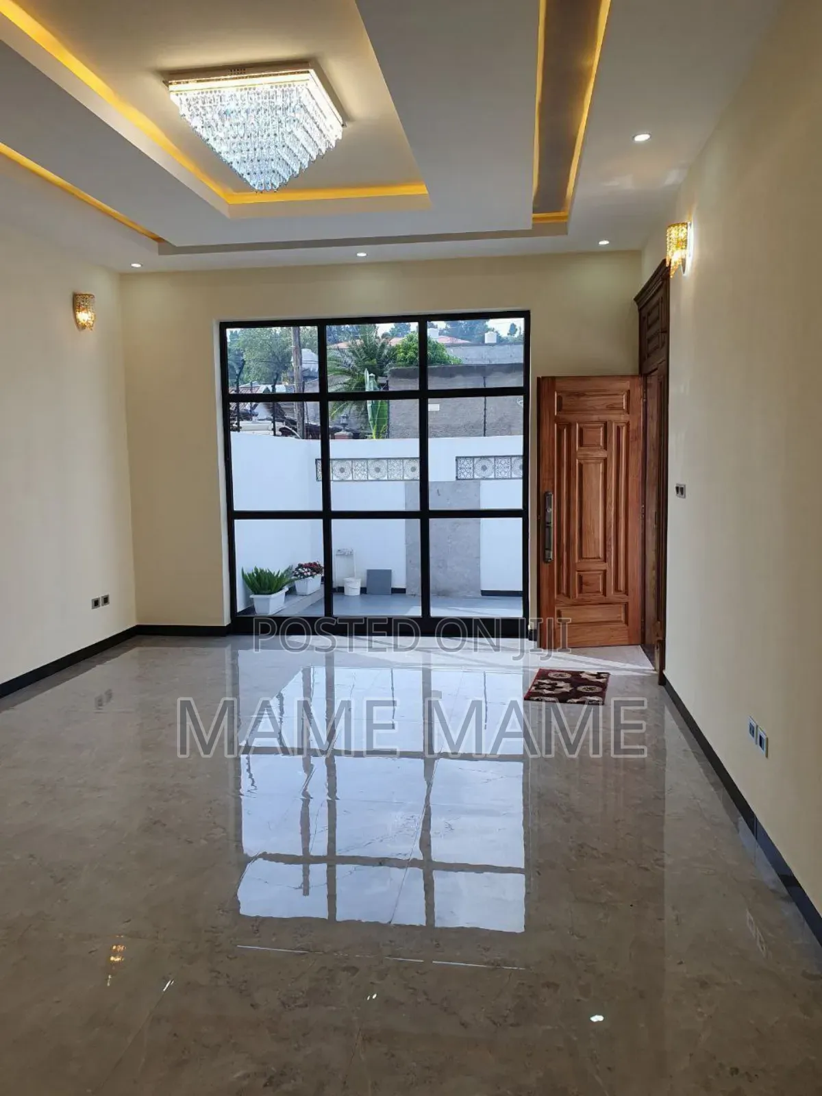 5bdrm Villa in Addis Abeba, Bole for sale