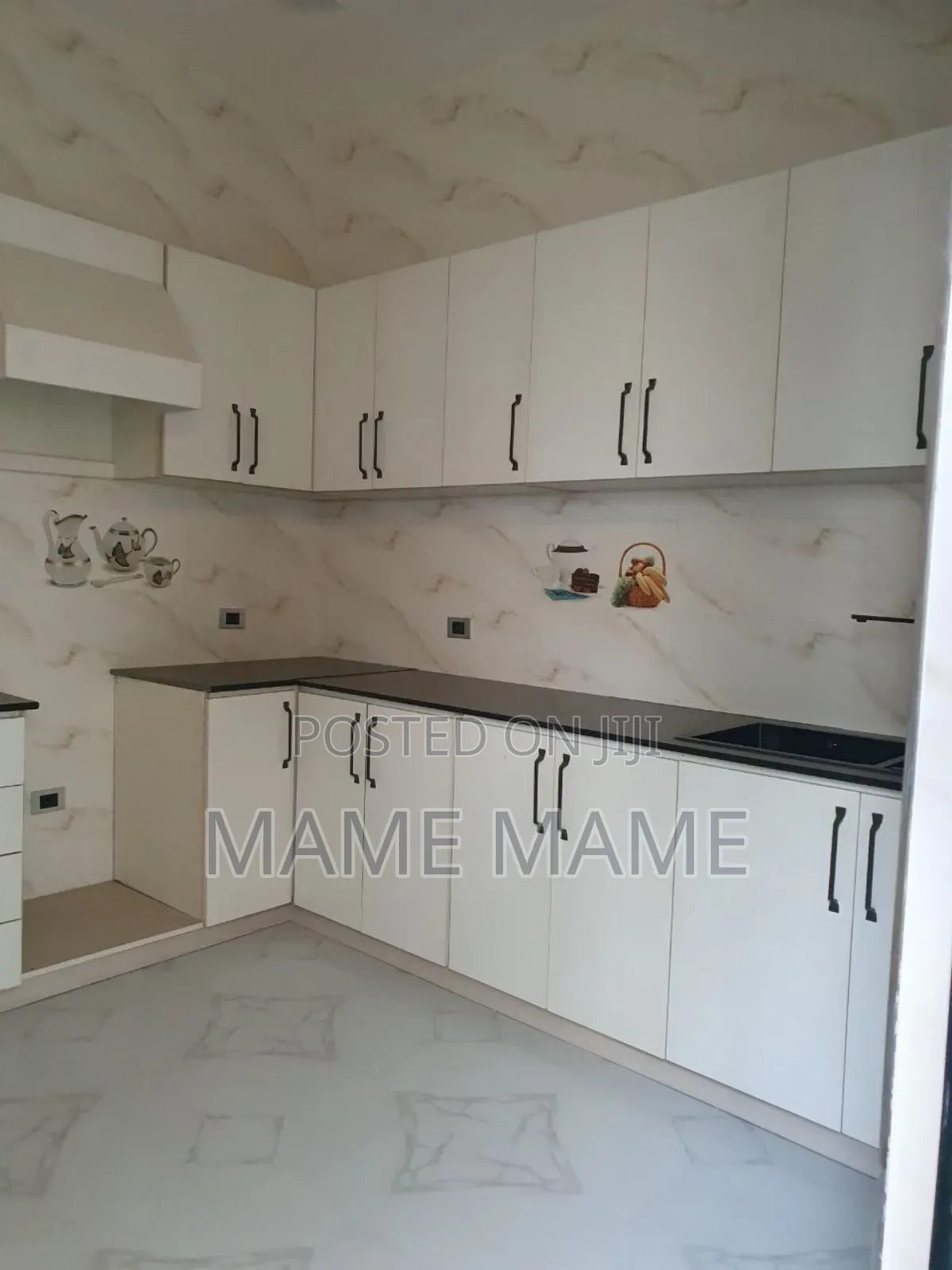 5bdrm Villa in Addis Abeba, Bole for sale