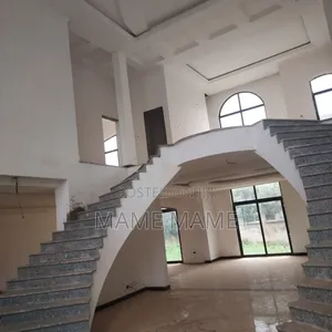 7bdrm House in Addis Abeba, Bole for sale