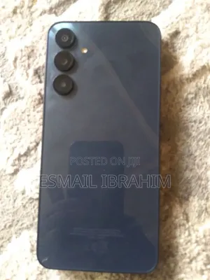 Photo - New Samsung Galaxy A16 5G 256 GB Blue