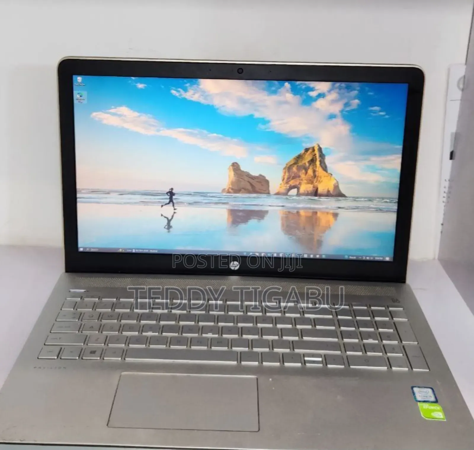 New Laptop HP Pavilion 15 8GB Intel Core I5 SSD 1T