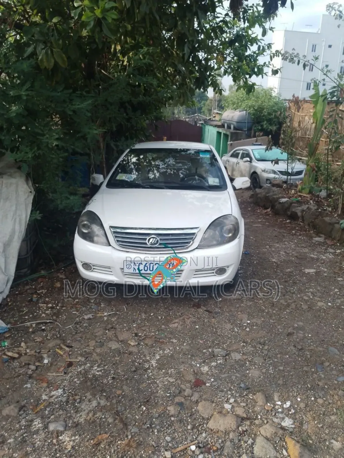 Lifan 520 2011 White