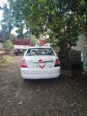 Lifan 520 2011 White