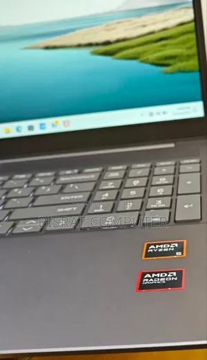 Photo - New Laptop HP Pavilion 15 8GB AMD Ryzen 5 SSD 512GB