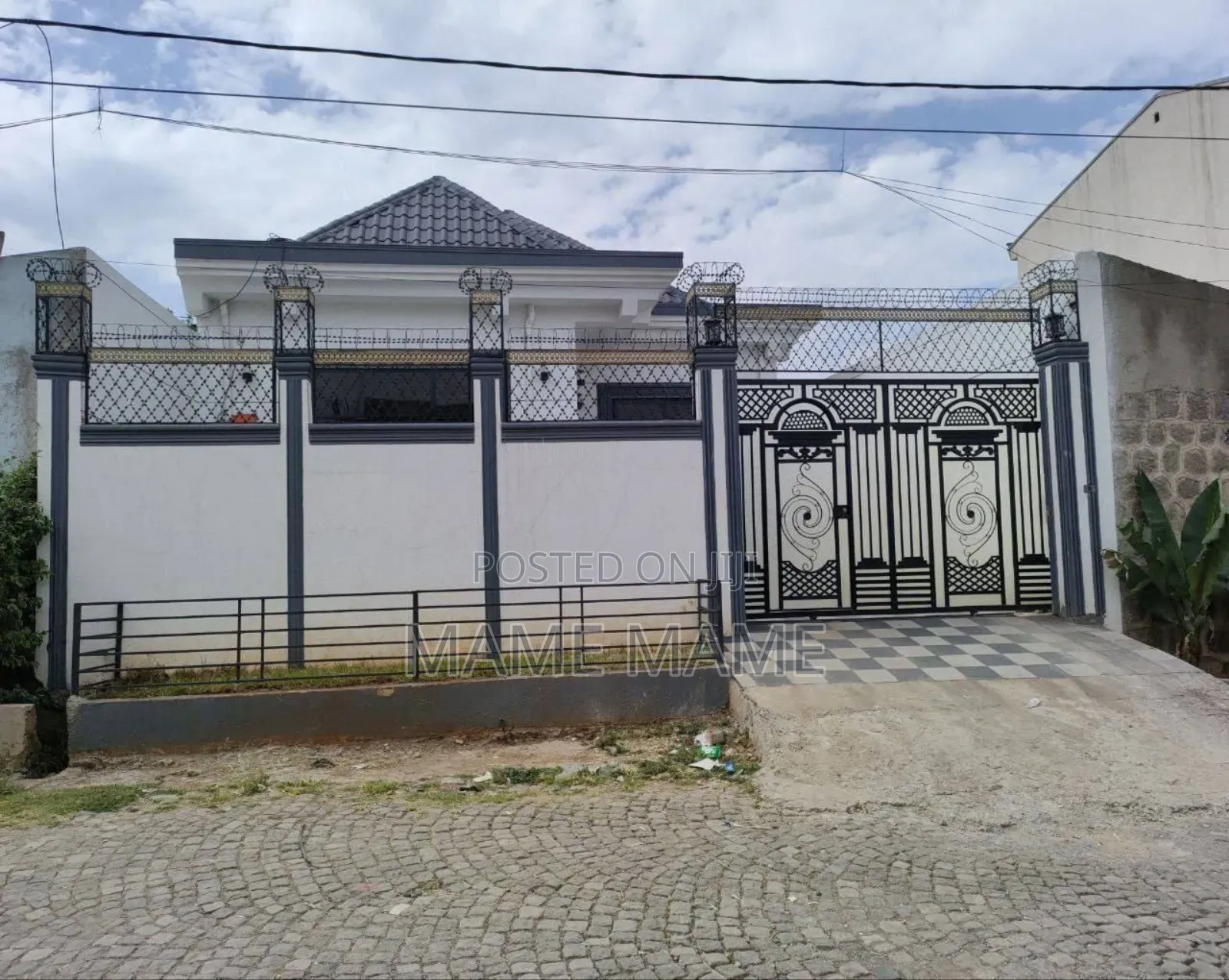 3bdrm Villa in Addis Abeba, Bole for sale